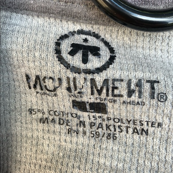 Long Sleeve Gray T-Shirt - Picture 3 of 3